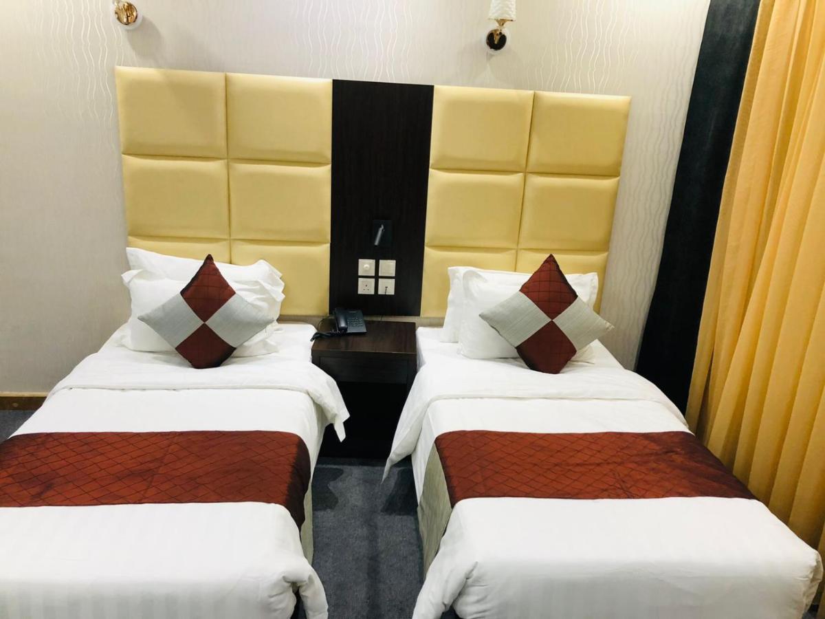M Platinum Hotel 麦地那 外观 照片