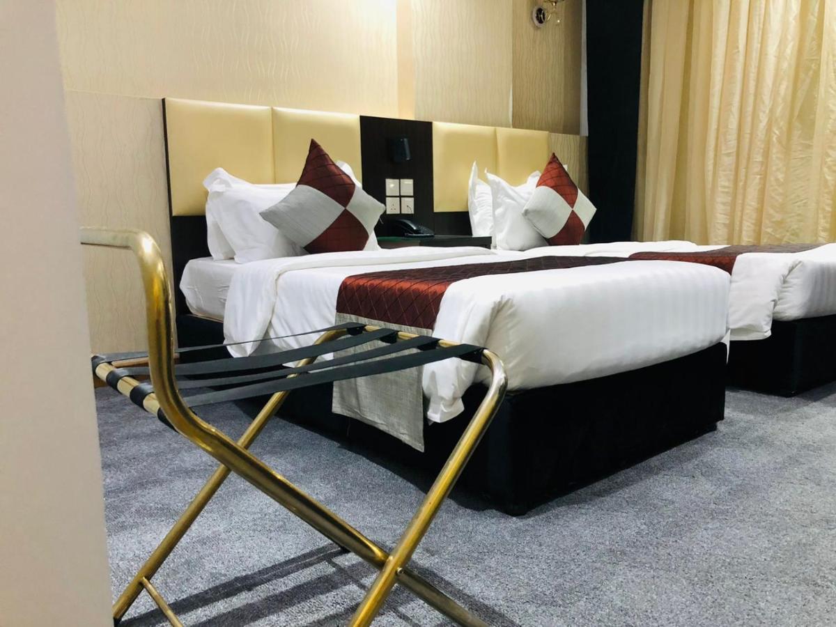 M Platinum Hotel 麦地那 外观 照片